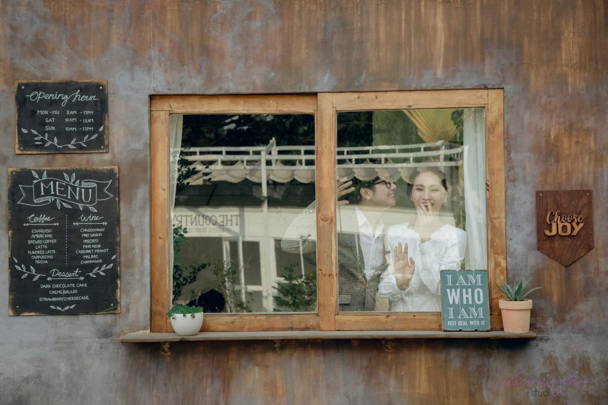 Dịch vụ chụp hình cưới để cổng của Lavender Wedding giá bao nhiêu