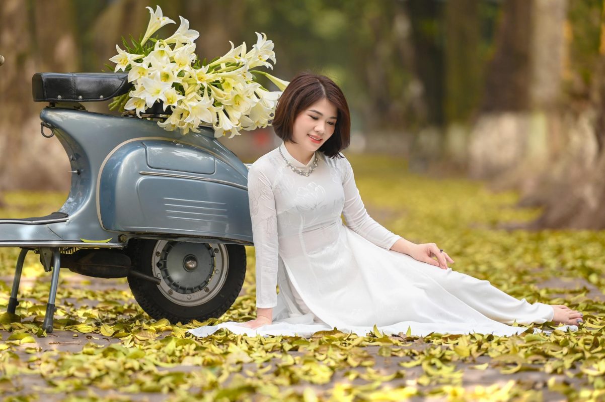 Hướng dẫn tạo dáng chụp ảnh ngoại cảnh áo dài đẹp