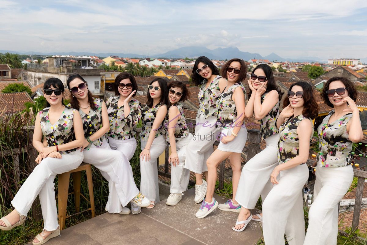 Xu hướng chụp ảnh cùng bạn bè khi đi du lịch