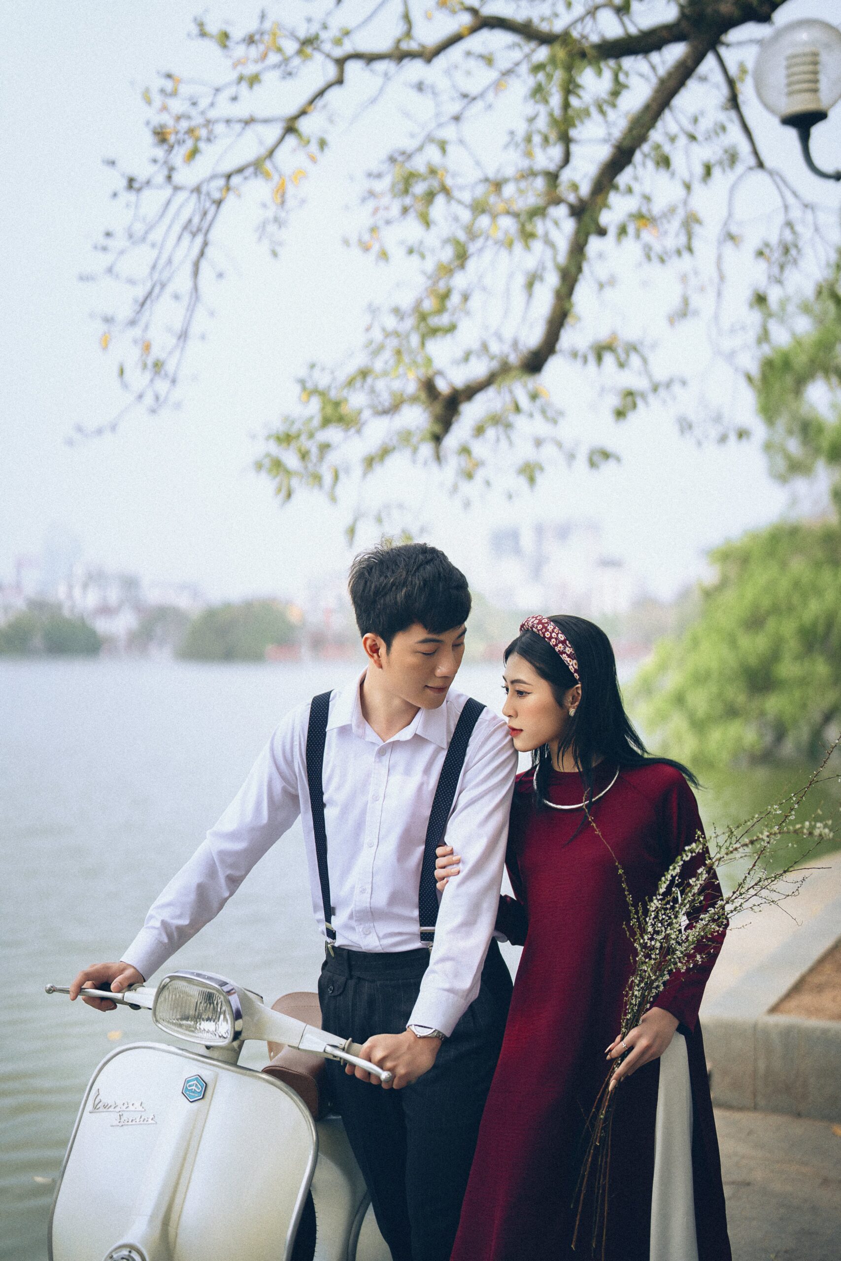 Cập nhật 10/2025: Dịch vụ chụp ảnh cưới tại Hồ Gươm giá rẻ