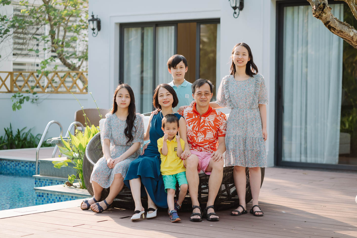 So sánh 10 dịch vụ ghép ảnh gia đình tại Đà Nẵng không thể bỏ lỡ