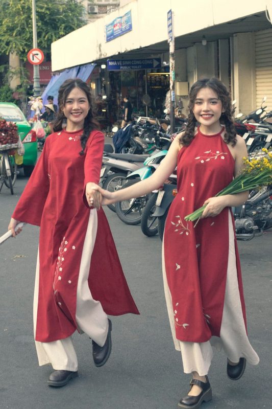 Chụp ảnh áo dài chị em duyên dáng (3)