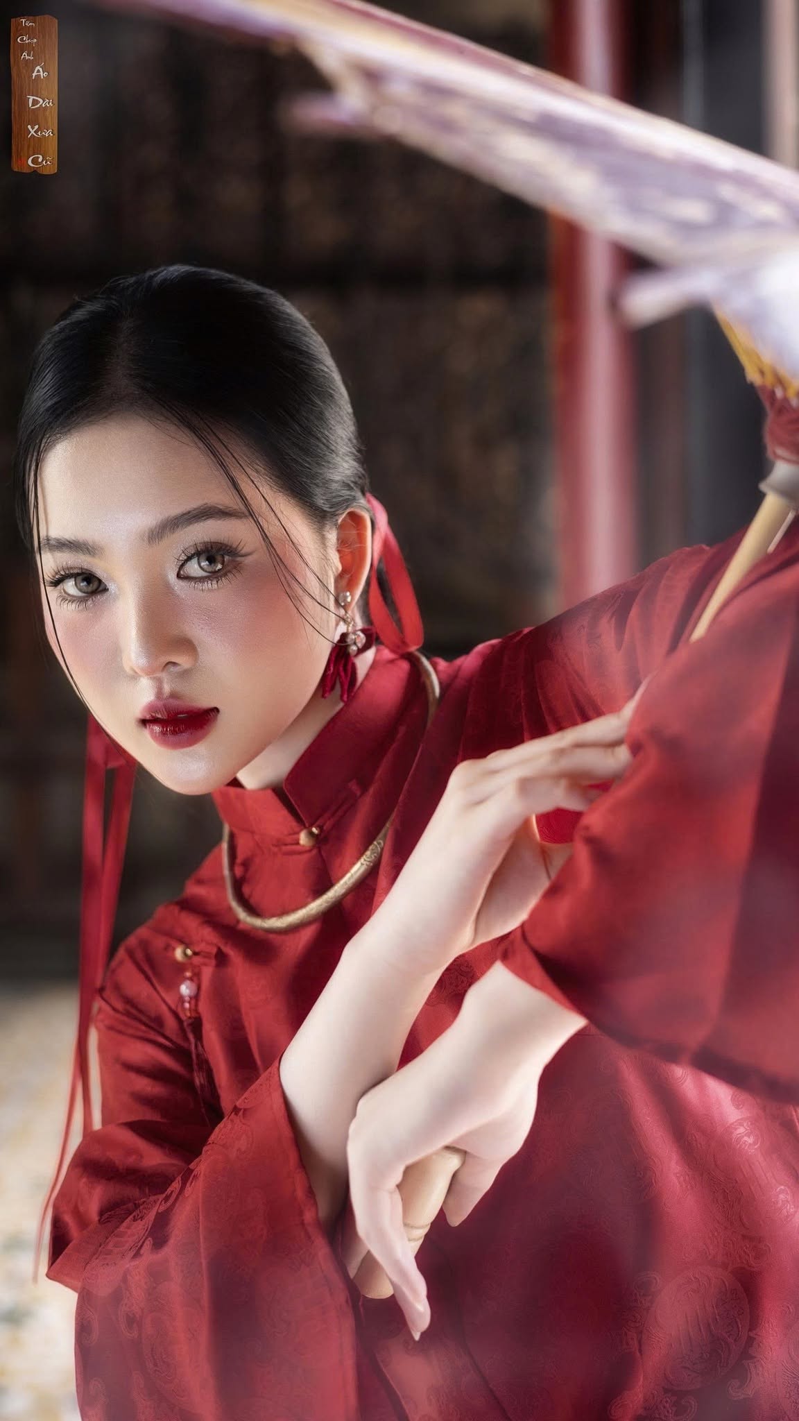 Hướng dẫn tạo dáng chụp ảnh áo dài đẹp cho người mới