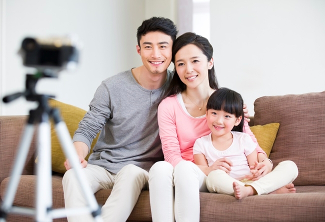 Chụp Ảnh Chân Dung Gia Đình Trong Studio 