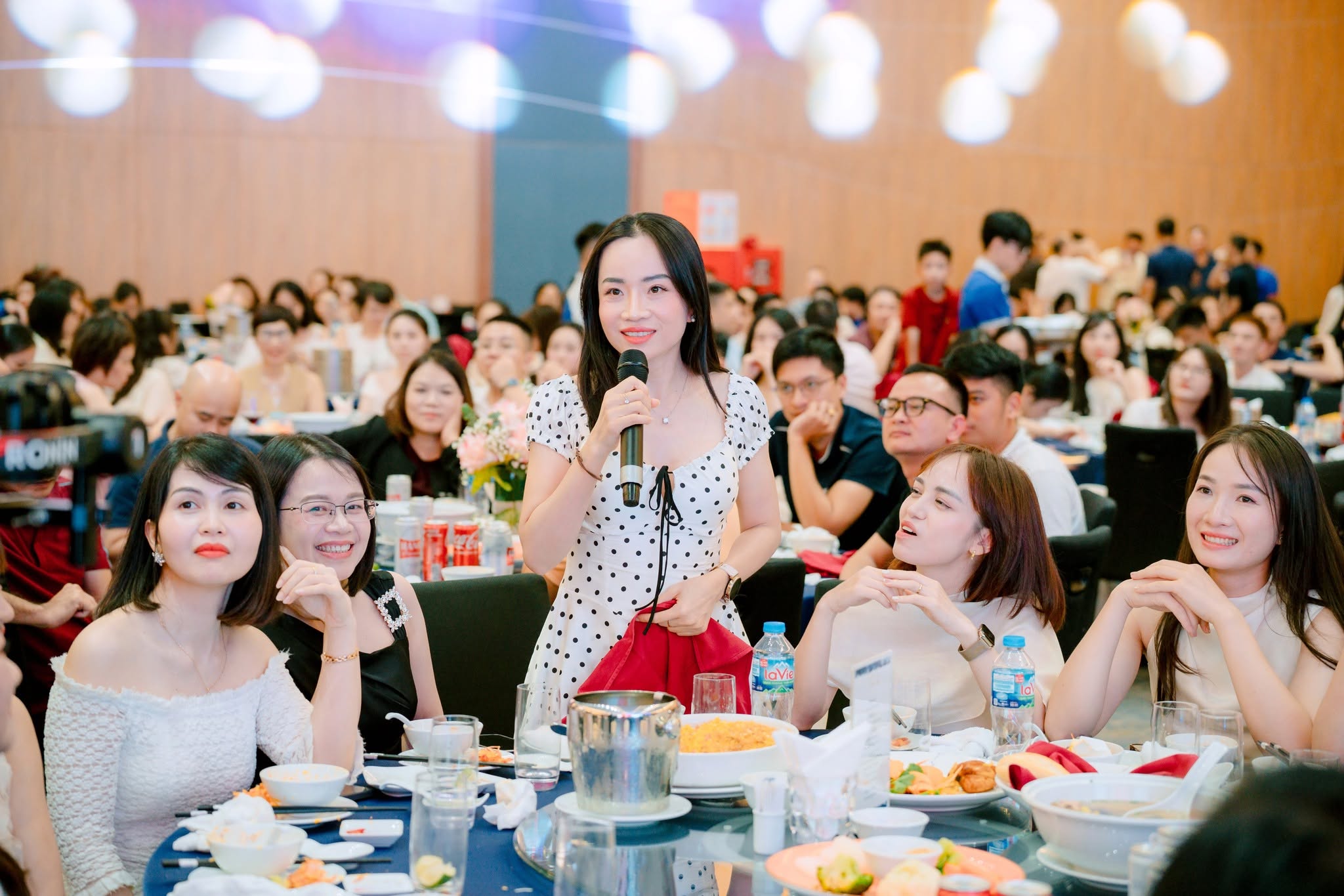 Chụp Hình Sự Kiện Chuyên Nghiệp Tại Đà Nẵng: Kinh Nghiệm Chọn Dịch Vụ Phù Hợp? Chụp Hình Sự Kiện Chuyên Nghiệp Tại Đà Nẵng: Kinh Nghiệm Chọn Dịch Vụ Phù Hợp?