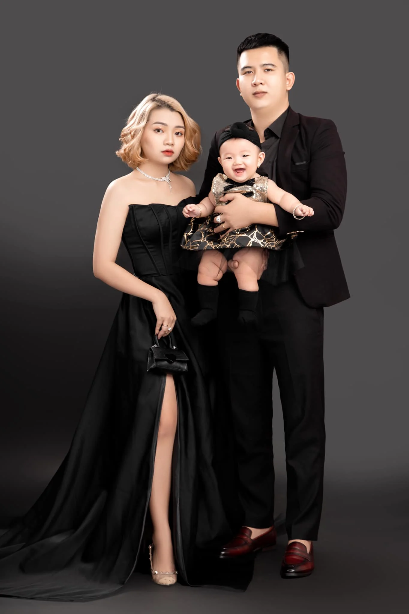Địa chỉ chụp concept gia đình studio TPHCM (2) Địa chỉ chụp concept gia đình studio TPHCM (2)