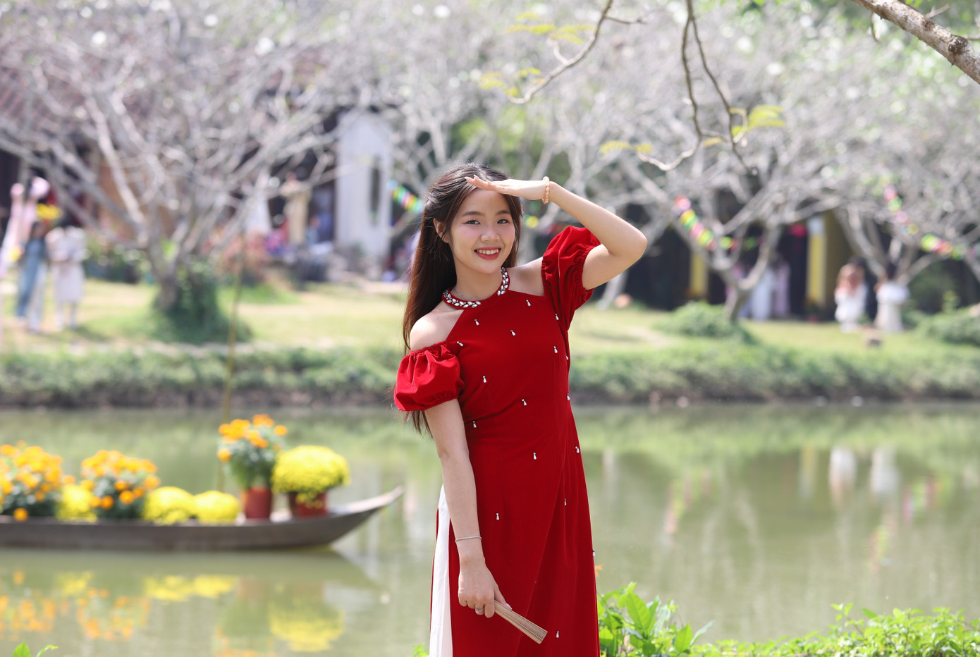 Địa chỉ chụp ảnh áo dài hoa nhí tại TPHCM (1)