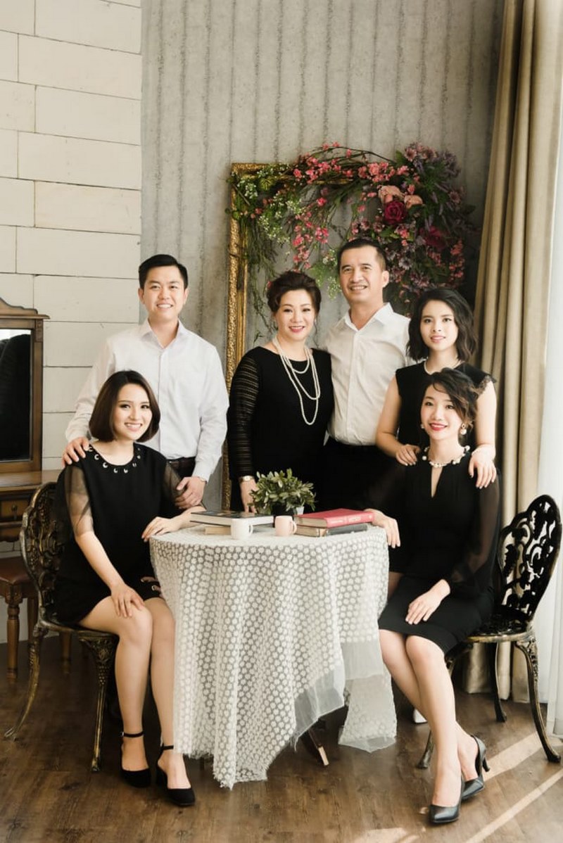 Studio Chụp Concept Gia Đình Luxury TP.HCM (2) Studio Chụp Concept Gia Đình Luxury TP.HCM (2)