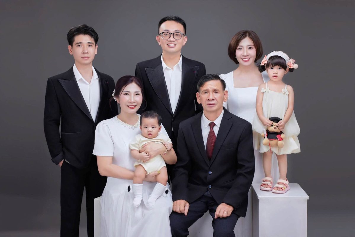 Studio Chụp Concept Gia Đình Luxury TP.HCM (3)